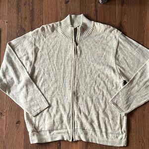 Bison zip up Sweater Large